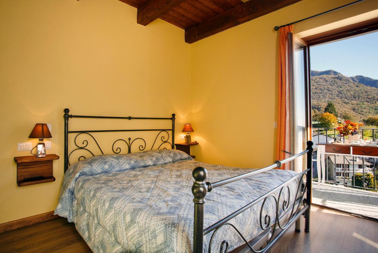 Circolo Operaio Acli Colloro Hotel Ngoại thất bức ảnh
